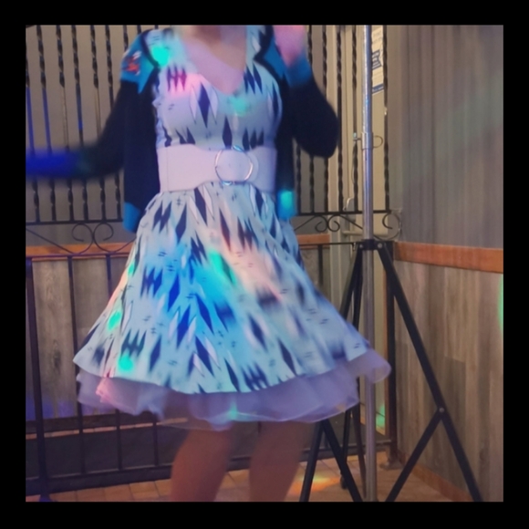 Sourpuss diner swing dress in mint green - Picture 2 of 4